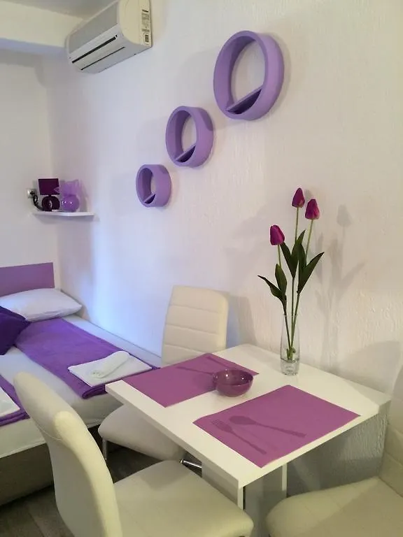 Apartments Nina Omišalj